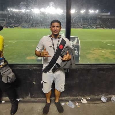 Sou o Maior do Rio @vascodagama ◤✠◢
sou city 🩵🤍
Futuro enfermeiro da Marinha 💪⚓🇧🇷
Brigadista Nacional Ambiental 🔰🇧🇷
NFL - Chiefs ❤️🏈