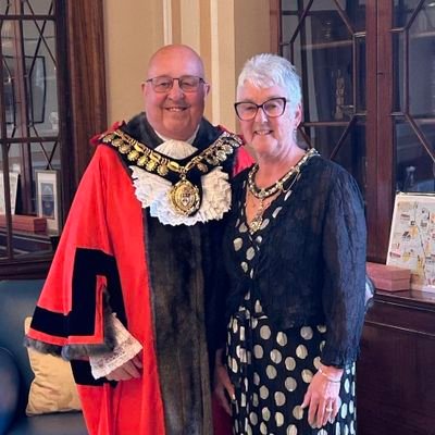 This is the official Twitter account for the Mayor of Barnsley, Cllr James Michael Stowe.