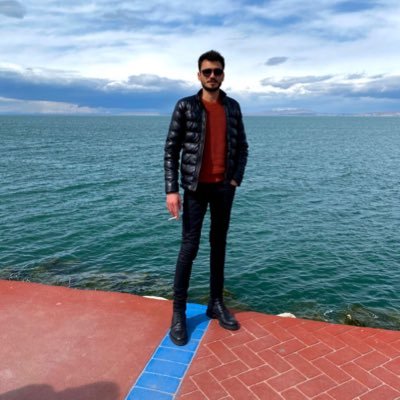 ScutoidX's profile picture. Maths…