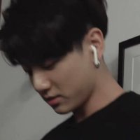 taylor (@yoxrfav) 's Twitter Profile