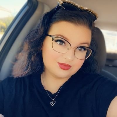 25✨Just Engaged!/Disney Addict🐭//Animal Crossing ✨ BLM! she/they💖💜💙 
Swiftie  https://t.co/fKZwG8VpFT