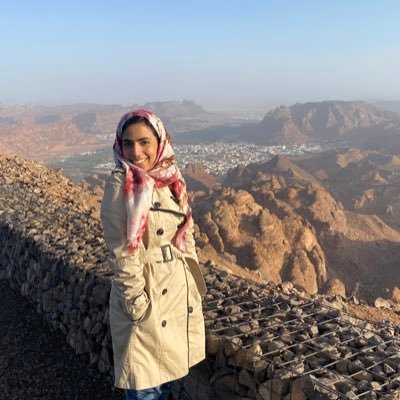 مصممة داخلية
