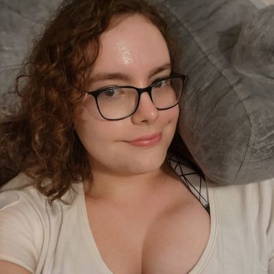 She/her|Computer programmer, game programmer|Wheel of Time!|Lesbian| poly?|@Kaminara@kolektiva.social 
🏳️‍⚧️ No Pity for Fascists |@Kaminara.bsky.social