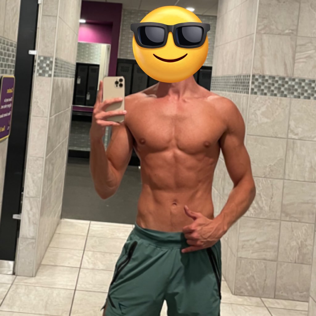 ⚠️ 18+ only - FL- Gay-taken👨🏻❤️👨🏼- 27years old • follow• like• comment• OF coming soon
