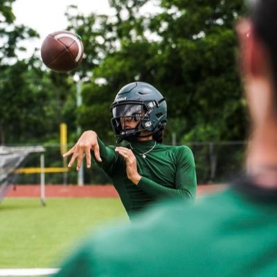 QB,PG at Naaman Forest HS• 6’2 195 ‘25 •Football,Basketball,Track • 6a-Newcomer of the year/ 1st team all district Qb|https://t.co/VF4s6ebCRO