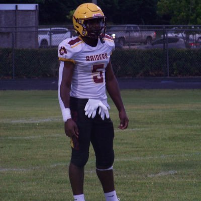 |LB| Glades Central High| C/O 24| 3.0 GPA |