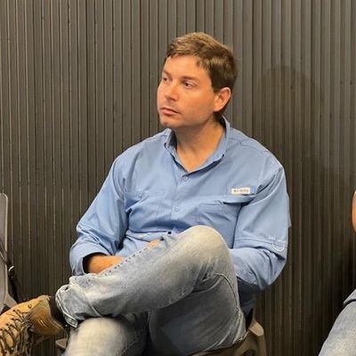 Padre de 3 junto @Caroli__na , ex DR de CONAF Ig. en turismo y comercial PMO Presidente Fundación B&V Subgerente ambiental de proyectos en https://t.co/6f2kgU82VX