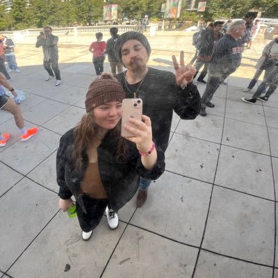 happyliljay's profile picture. 