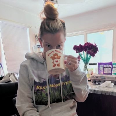 mandyfernandy14's profile picture. Mom, teacher, dog mom, runner, friend!