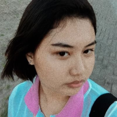 Carb9naraa's profile picture. Romanticizing