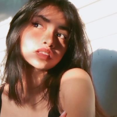 chayvqz's profile picture. sheysesyy