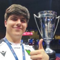Alez (@alezcorreas) 's Twitter Profile