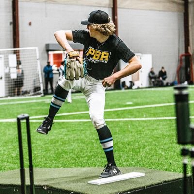 @lansing_stars | 6’3 185 LHP