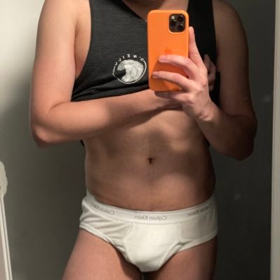 Hornysf20's profile picture. top 🔝