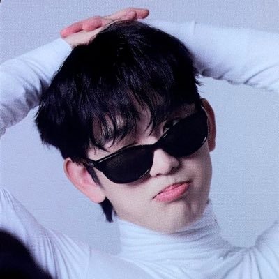 내 전부 내 영원 내 사랑 @JINYOUNG ♡̷̷̷ ⁷