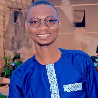 Cisse ismael, un jeune ambitieux et travailleur qui vie en côte d'ivoire
