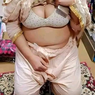 Male here. I Like cuckold husband's and incest who share real pics of their wife and can show on video call. Also if someone is interested in real meet.