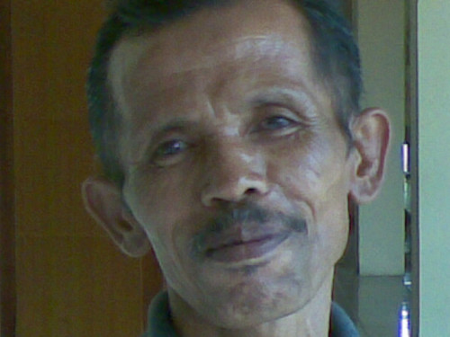 tos dulu brooo * | tanpa diriku kotor lah sekolah mu | cinta smanti :)