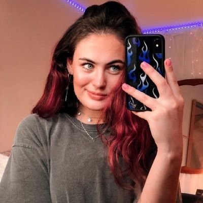 I'm Graphics & #Web Designer, I do every kind of graphical stuff static and Animated, #Vtuber Artist
Discord: lauren_x0x0
https://t.co/YNVsazPyj9