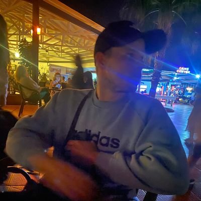 Nico5799_'s profile picture. 24J