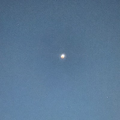 r2htwi's profile picture. 20↑|PPW|