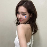 elayne (@lei_byyourside) 's Twitter Profile