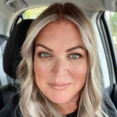 Proud West Australian girl…🇳🇿 just trying to muddle my way through this life like anyone else..love my dogs & love the outdoors…livin the dream ☺️💖