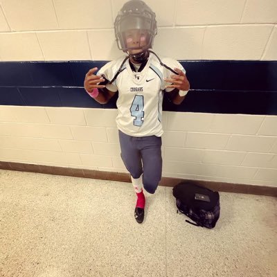 2026 | 5’10, 151| Qb,Rb,S |4.5 40 |3.7 GPA | Southwest Edgecombe High School (Pinetops Nc)