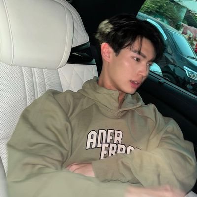 KunyaratAing's profile picture. 