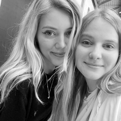 pialenzhoelzer's profile picture. just a girl who loves books, concerts and series