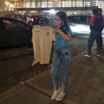 🗝Laboralista en HR 👷♀️,que ama la playa , viajera; porque quiere conocerlo todo 🌎🌏 hincha crema y de la Selección 🇵🇪 💛