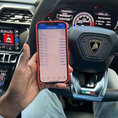 Ricchy_Official's profile picture. Fully focus on only doing things that will elevate me 💪📉📈