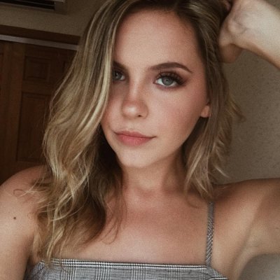 ムレノイム- She/her 23yo, Anime lover❤️! Discord: Willa Myles#6061
