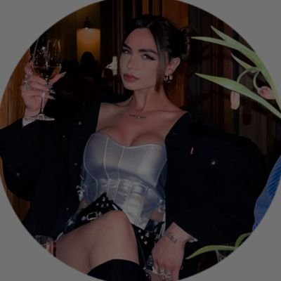 ferchiscute's profile picture. my safe place; madda