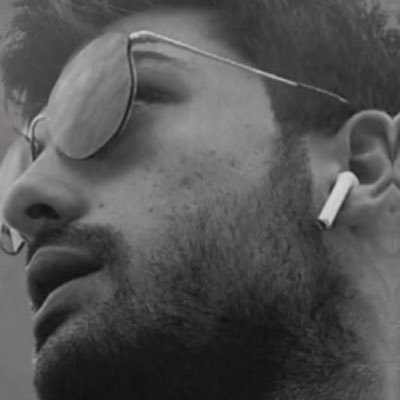 ☆̵ˇ̨̛✉̶̠'̵ لست ملزوم أن تتقبّلني ، ولستُ ملزماً أن أنافق من أجلِك ♡.