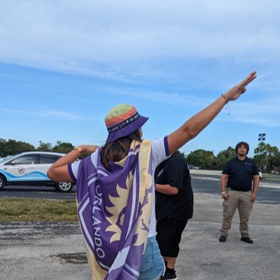 IG: Lola_pao13 Sport Fanatic🥎|Beach Tennis| LPO Podcast 🎙|🇵🇷|OCSC/Pride🦁Supporter