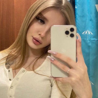 I am in search for a man to love and care for me . 💋💋💋💋
No silly jokes , friendly and kind , honest, trustworthy and a fair person