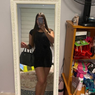 21 años chilena jugosa y nalgona ✦ vndo videos p0rn ✻ para comprar y dedicarme tus pajas pide catalogo aki
sean seriossss💋