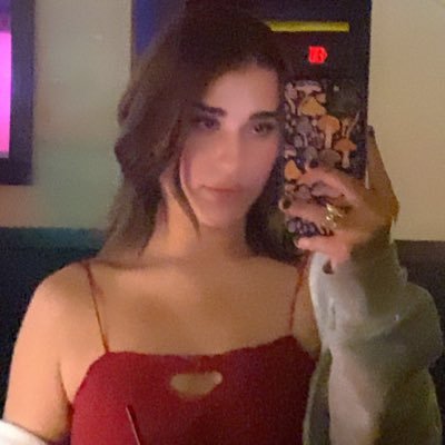 bowtosnix's profile picture. a place to give in to your obsession. main: @snniixx