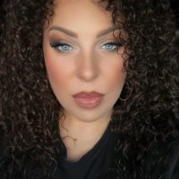 Teelllaaa(@livelifebeauty1) 's Twitter Profile Photo