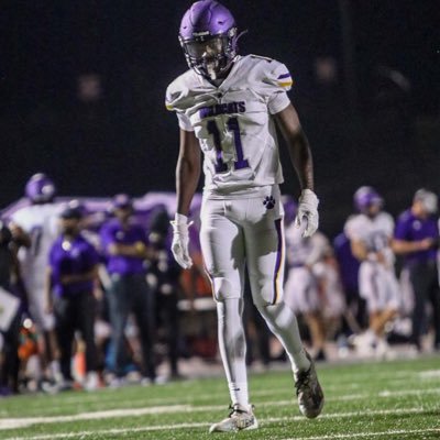 C/o 24||6’5||Villa rica High School||3.0 gpa/Weight:185||Wr and DE|Bench:245|Squat:275||Center:🏀 Phone:470-430-8614|@student84307@carrollcountyschools.com