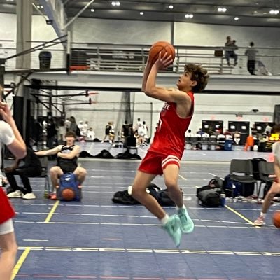@MassEliteHoop - Bedford High School - 2026//SG//5ā8// - Phone # - (781) 491-3082// insta - ryanzlatkov