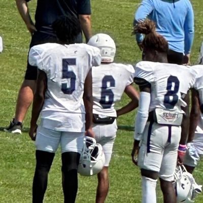 Elsik Highschool / Running Back / Class of 2024/ 5’6 115 lbs
