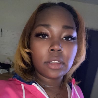 23🔥💕 Pretty & Paid 🏆💳 📍Cincy513 Classy & Sassy 💁🏾‍♀️ 🧷      Amos:Poca_thegreat.      instagram:Ms.Goldahontas 😘♏️🤍