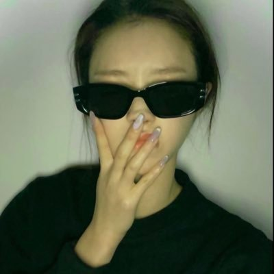 juststayyeah's profile picture. 革命 初恋 fun! fun!