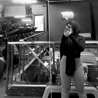 frhrachellow's profile picture. 