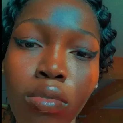 ebonytemmie's profile picture. Medical student 🩺| Honourable Member, Greatife SRC|Treasurer IFUMSA|Fashion Designer | Model
