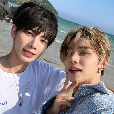 strawterryj's profile picture. 홍윤 윤홍 연텬 냥냥즈.
only yeonjun&taehyun jeonghan&joshua.