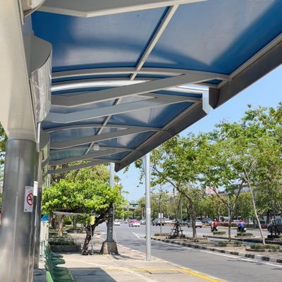 voravee218218's profile picture. 