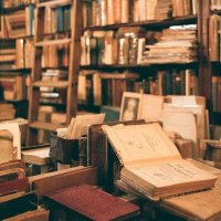 أمين المكتبة ( بين الكتب والناس ) (@moh2008b) Twitter profile photo